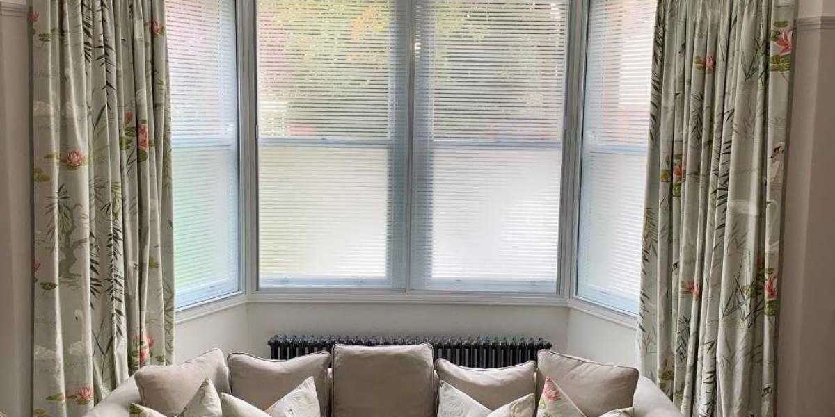 How to Prevent Luxury Curtains from Slipping Apart